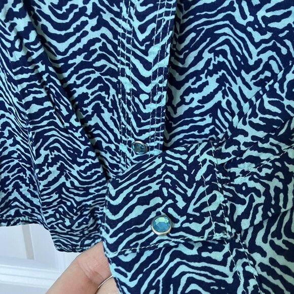 Y2K Rock 47 Wrangler Pearl Snap Shirt Womens M Blue Animal Print 2000s Western - Picture 4 of 8